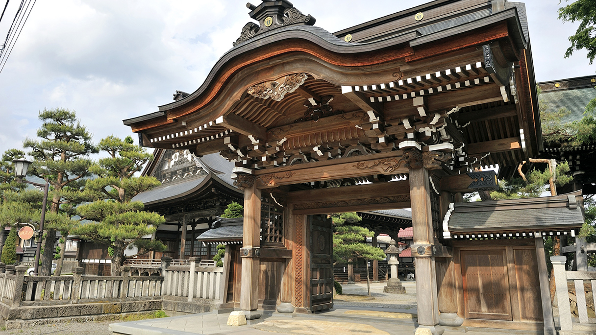 本光寺（三寺まいり）