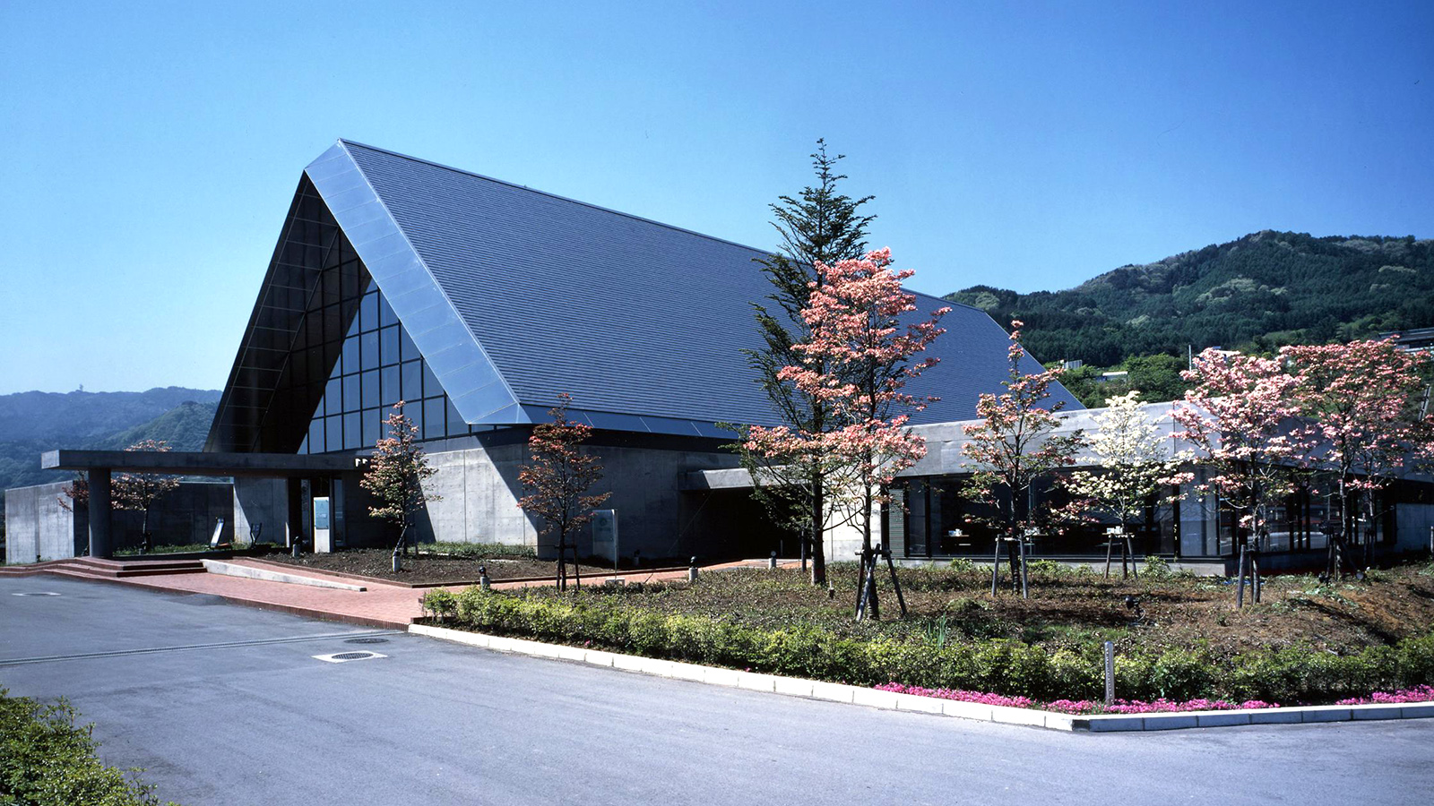 【諏訪】SUWA ガラスの里